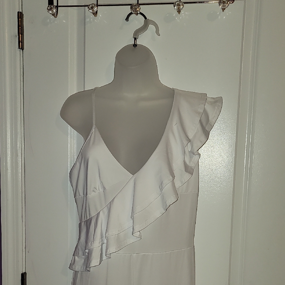 White Ruffle Jumpsuit Dress Sz: - Picture 4 of 8